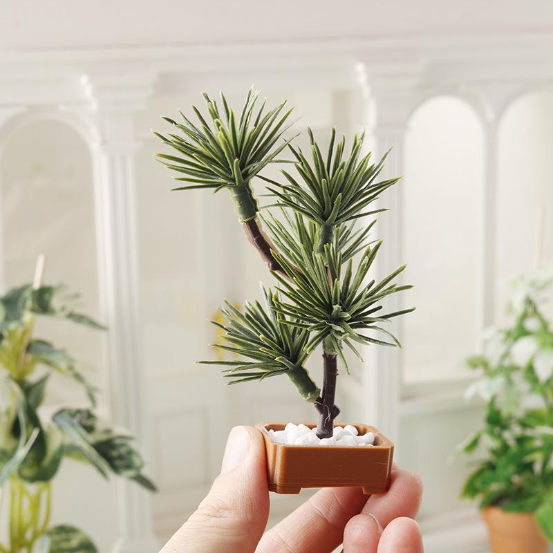 Bonsai Garden Tree - 1Pcs 1/12 Dollhouse Simulation Pine Tree
